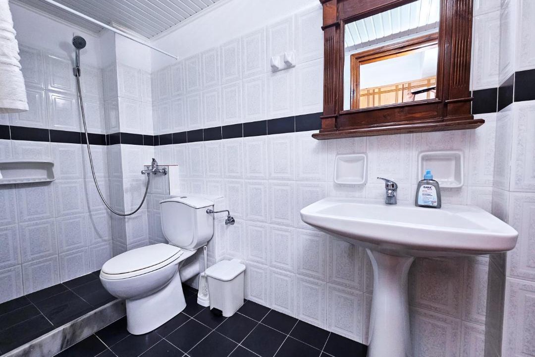Photo of Bathroom in Marathokampos