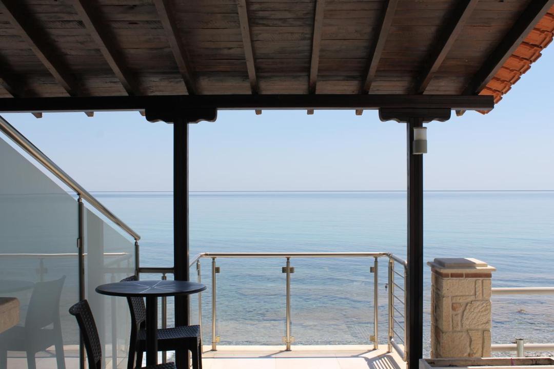 Photo of Patio Balcony in Mola Kalyva