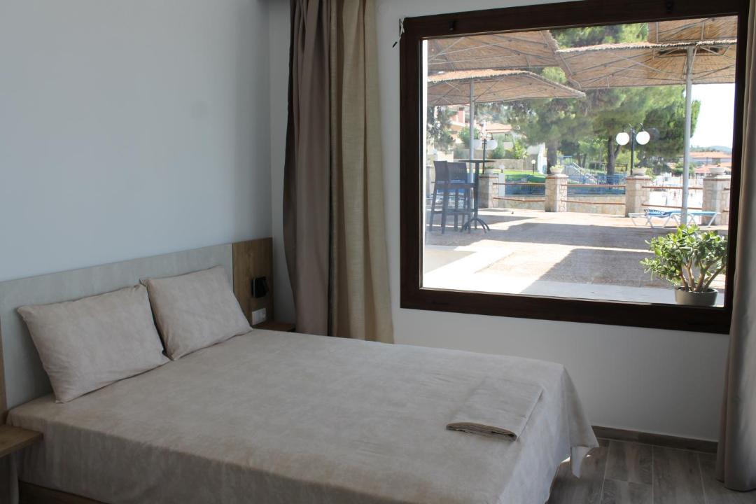 Photo of Others in Mola Kalyva