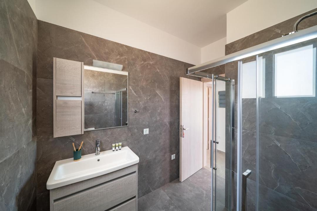 Photo of Bathroom in Petaloudes