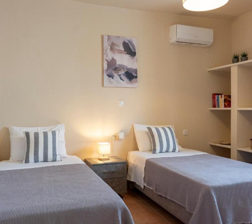 Photo of Others in Ampelas