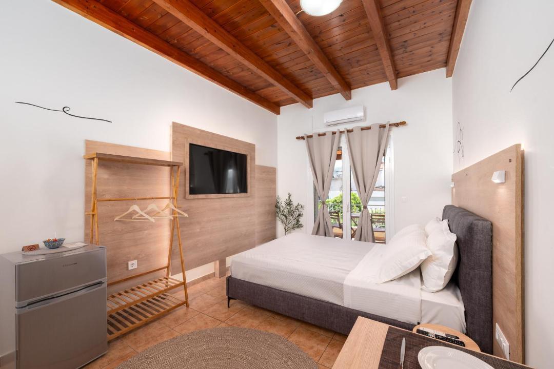Photo of Bedroom in Aigio
