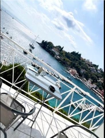 Photo of Others in Longos