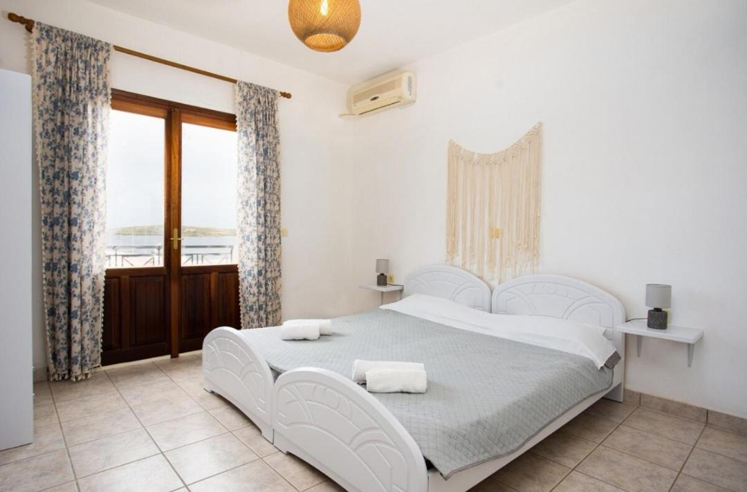 Photo of Bedroom in Sigri