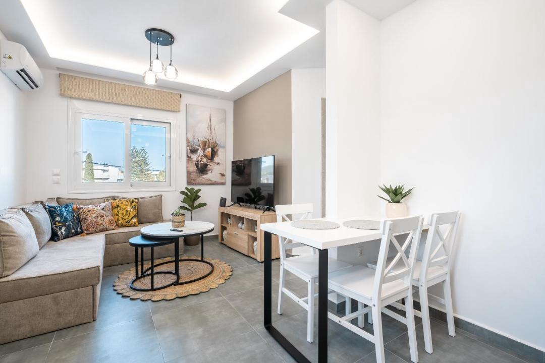 Photo of Livingroom in Petaloudes