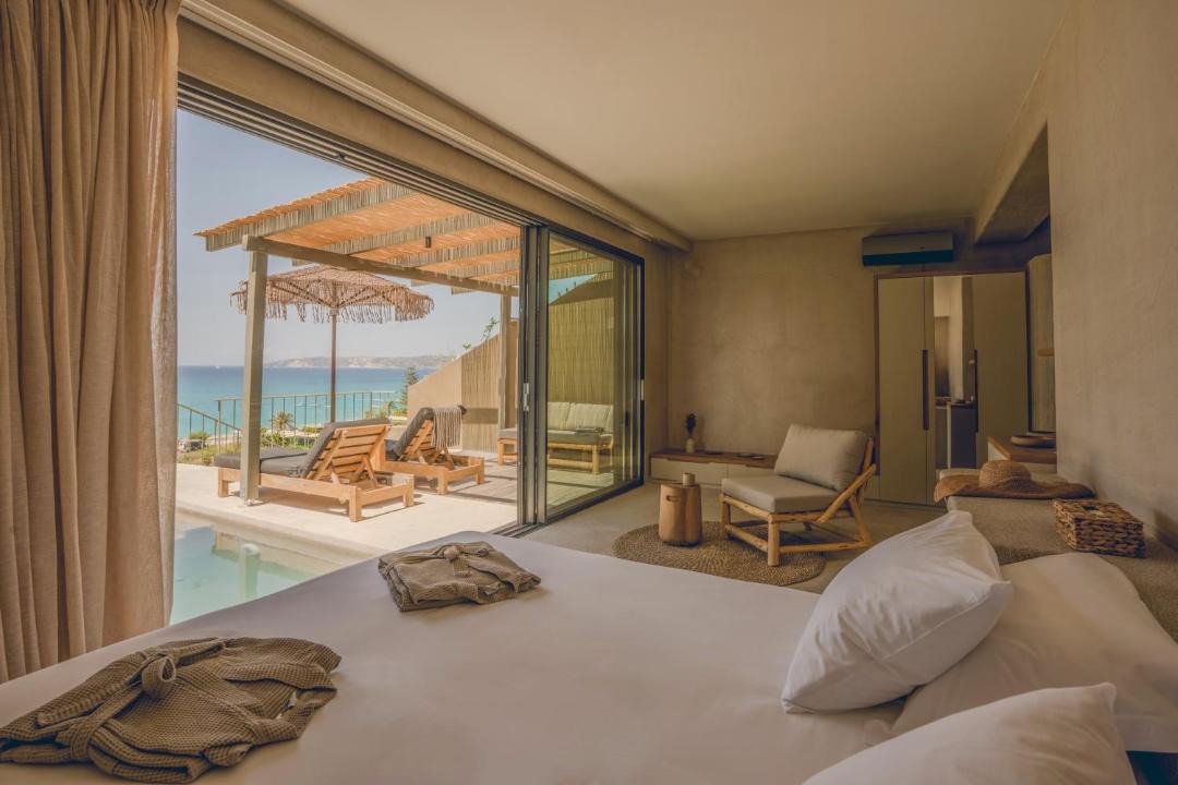 Photo of Others in Lourdata