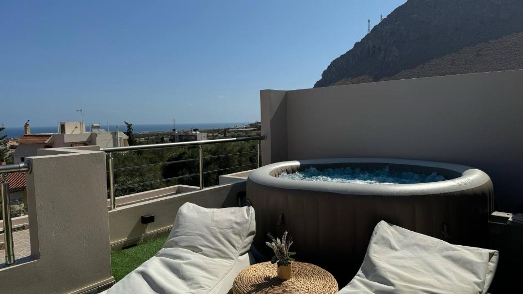 Photo of Patio Balcony in Gouvai
