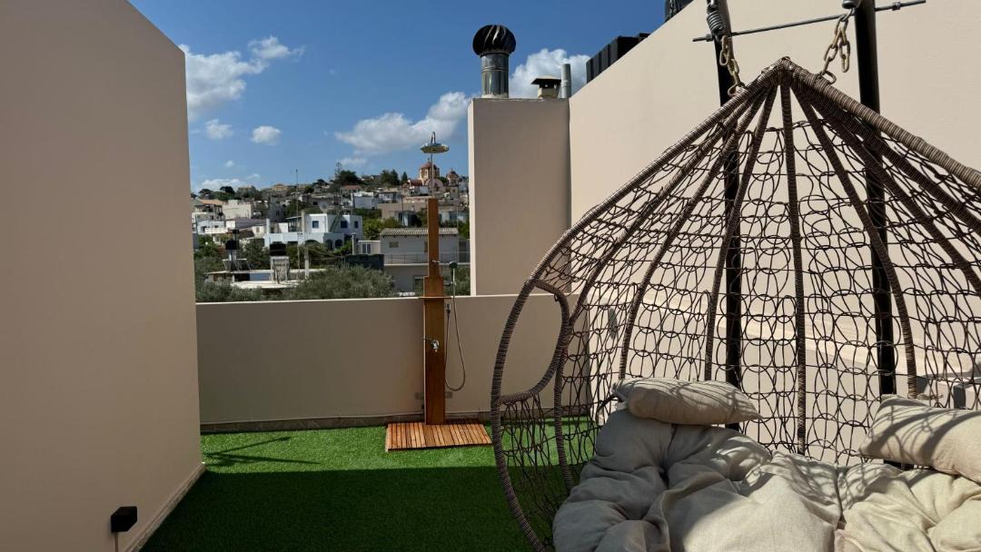 Photo of Patio Balcony in Gouvai