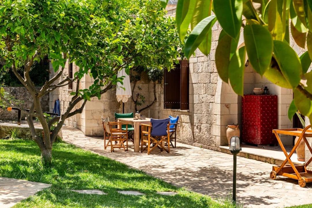 Photo of Patio Balcony in Maza