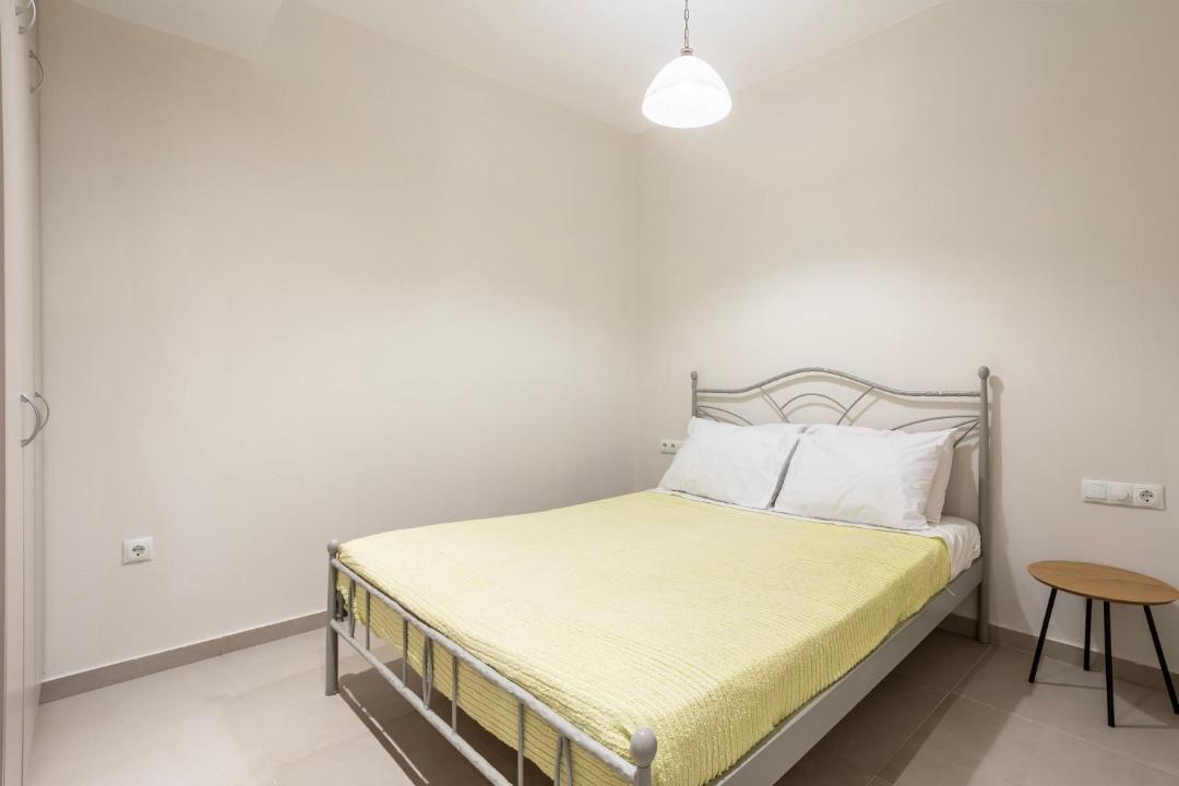 Photo of Bedroom in Petalidi