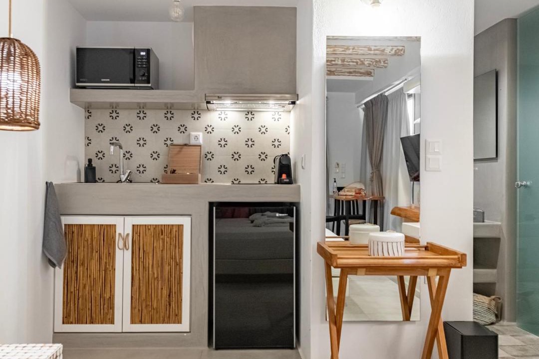 Photo of Others in Adamas