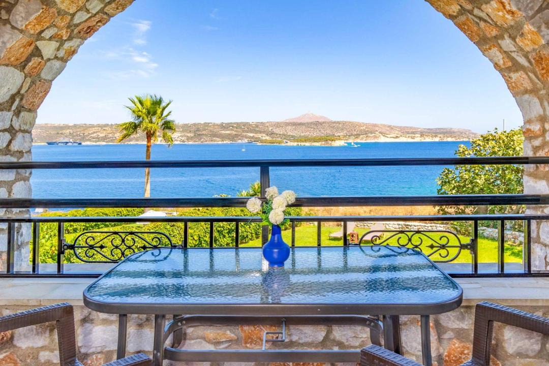 Photo of Patio Balcony in Kalamion