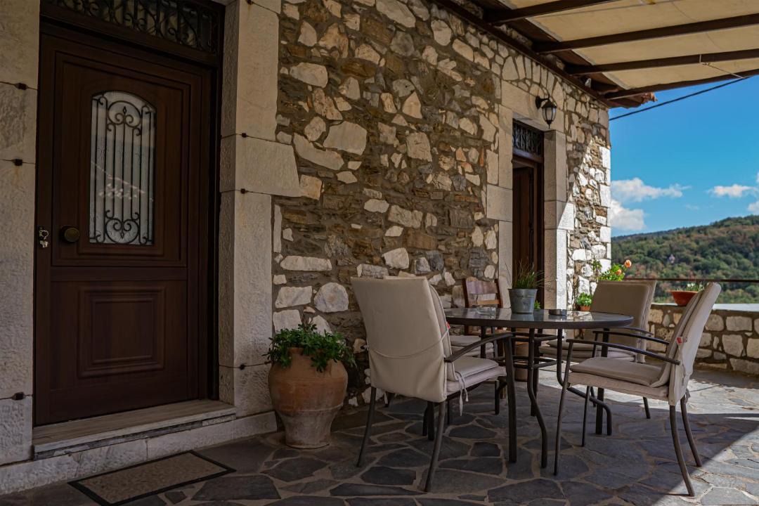 Photo of Patio Balcony in Ano Doliana