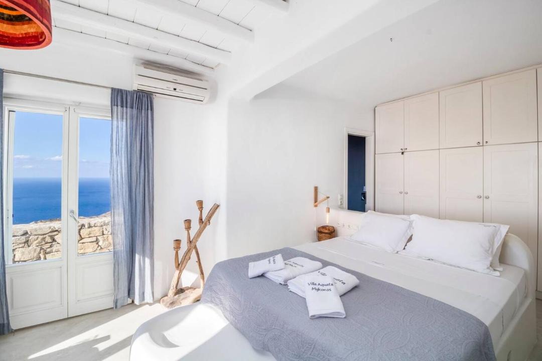 Photo of Bedroom in Faros Armenistis