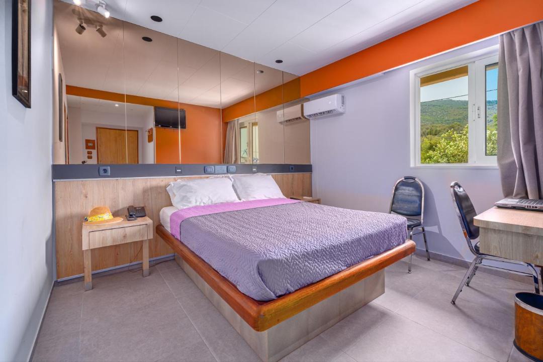 Photo of Bedroom in Skaramangas
