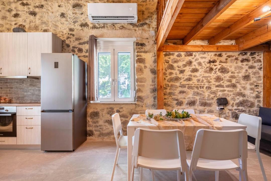 Photo of Kitchen in Laranion