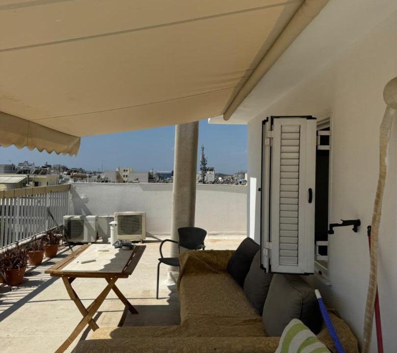 Photo of Patio Balcony in Goudi