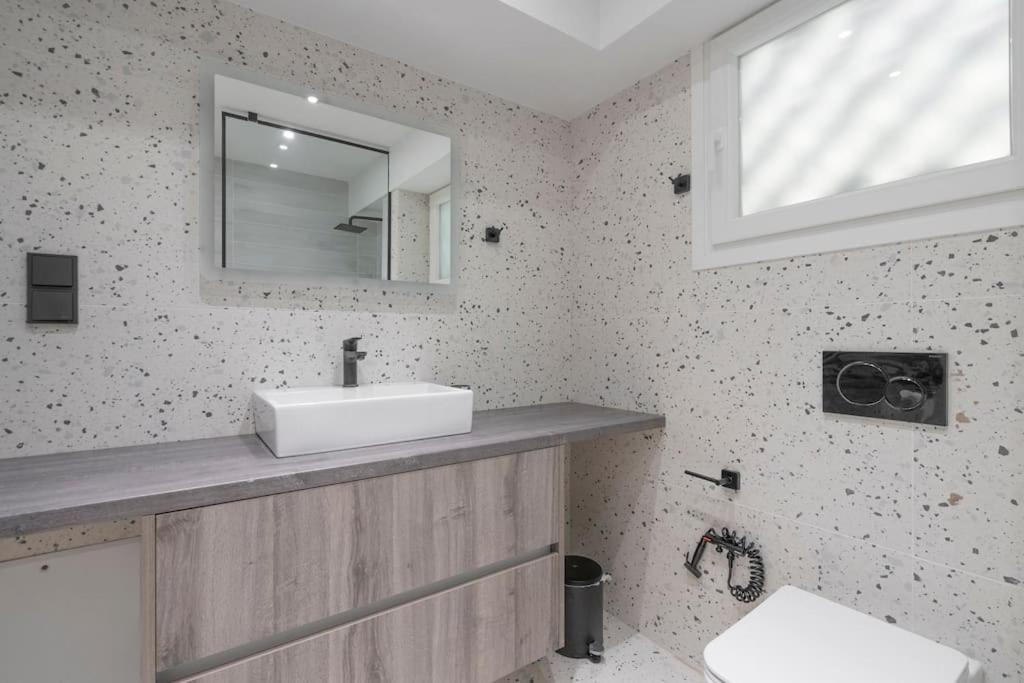Photo of Bathroom in Voula