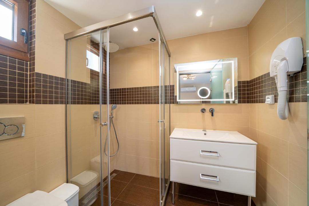 Photo of Bathroom in Mesovounia