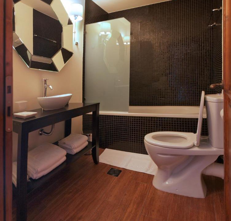 Photo of Bathroom in Megalo Chorio