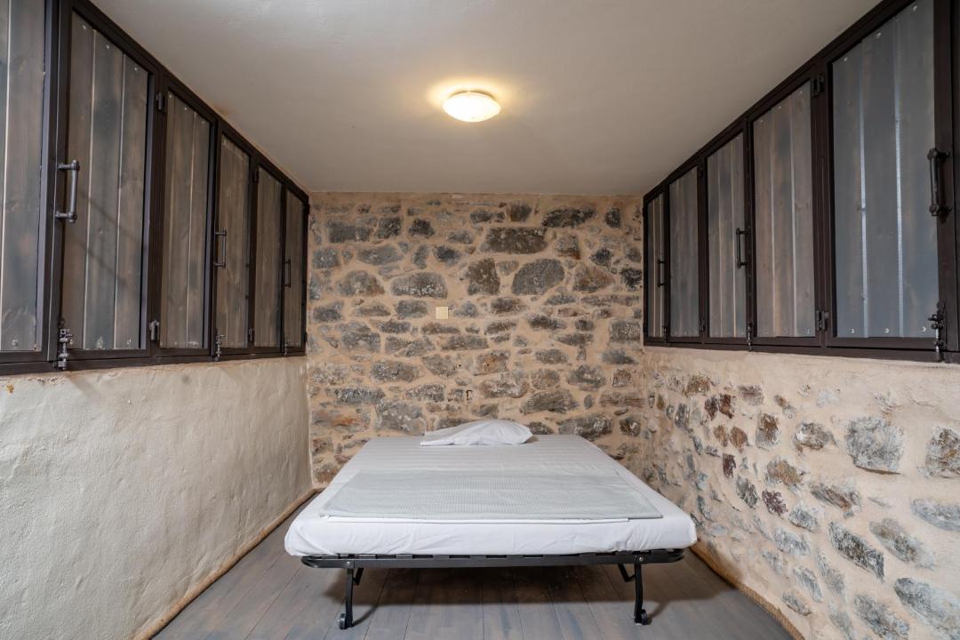 Photo of Others in Omales