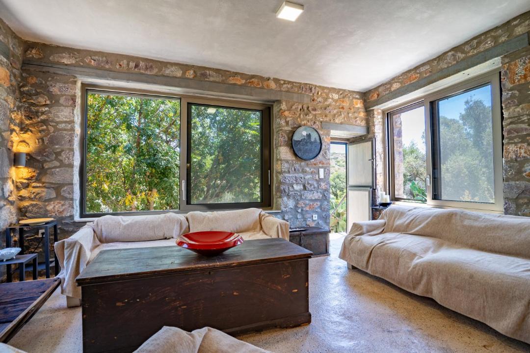 Photo of Others in Omales