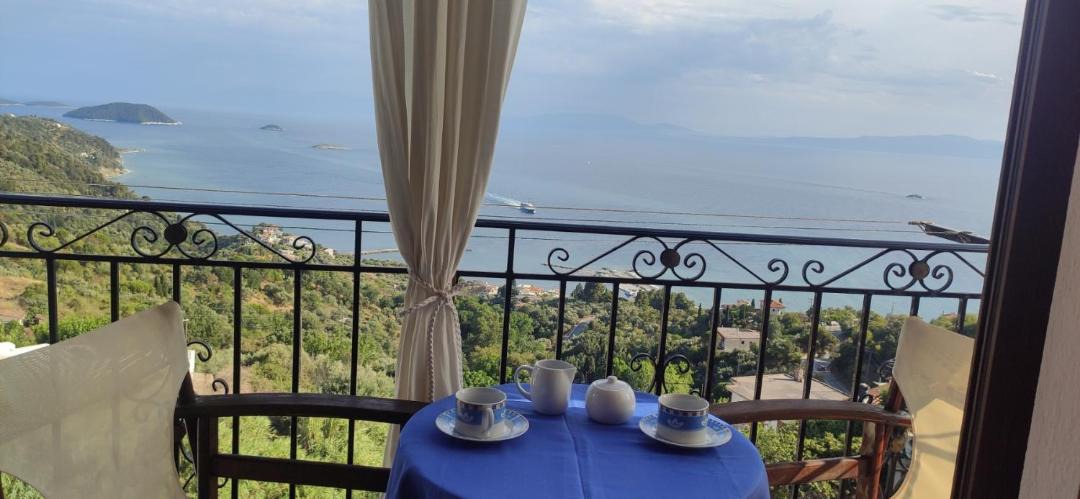 Photo of Patio Balcony in Glossa