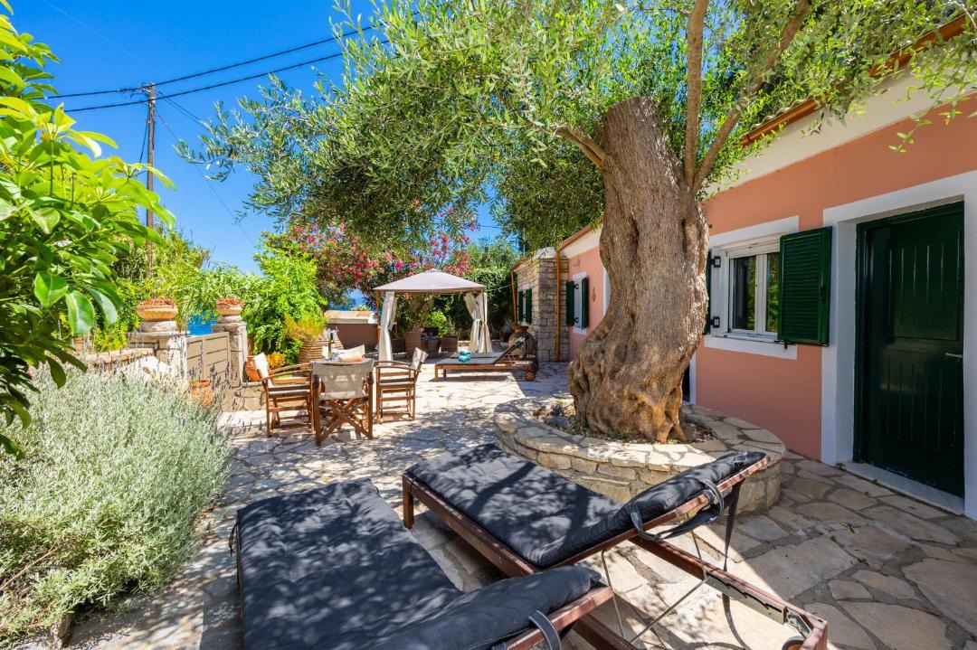 Photo of Others in Longos