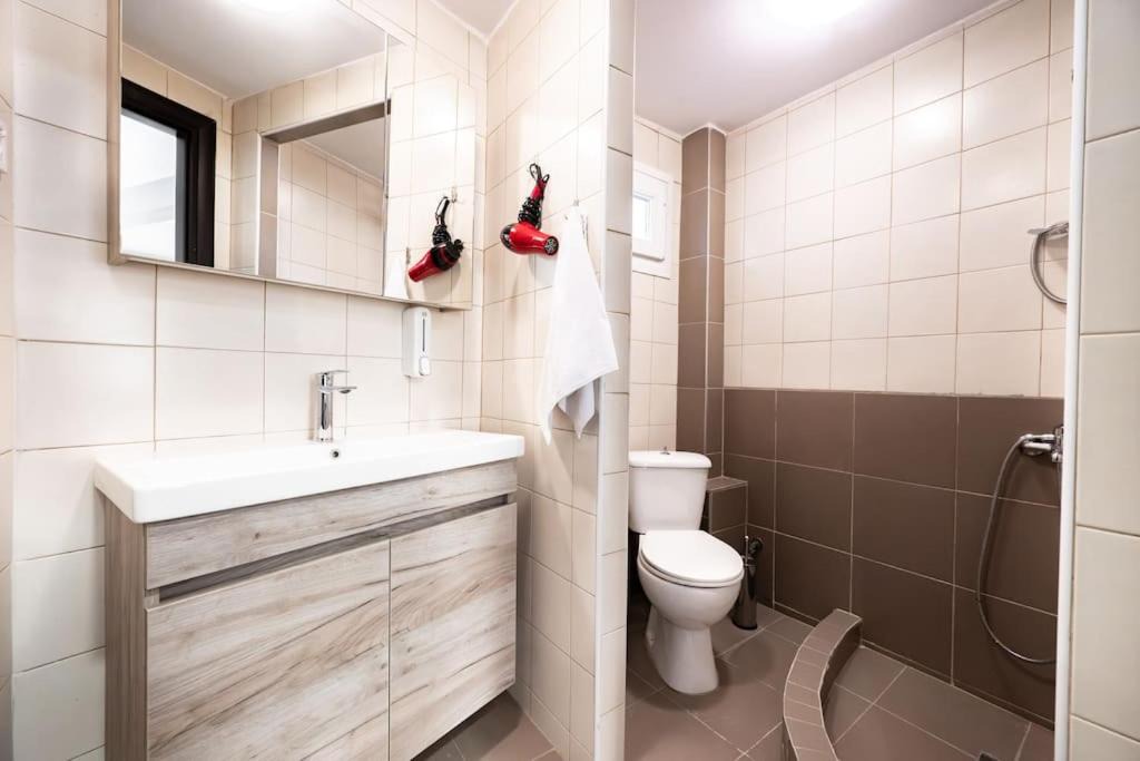 Photo of Bathroom in Evosmos
