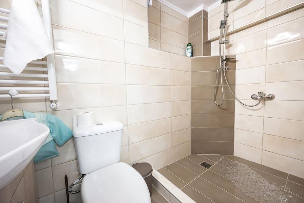 Photo of Bathroom in Evosmos