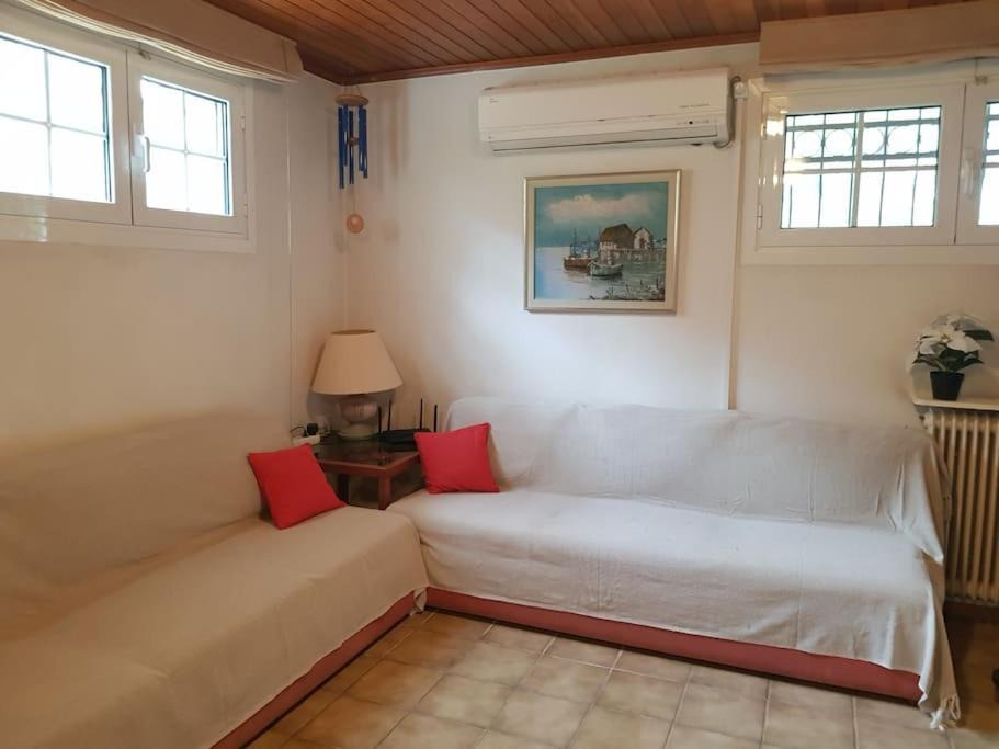 Photo of Livingroom in Glyfada