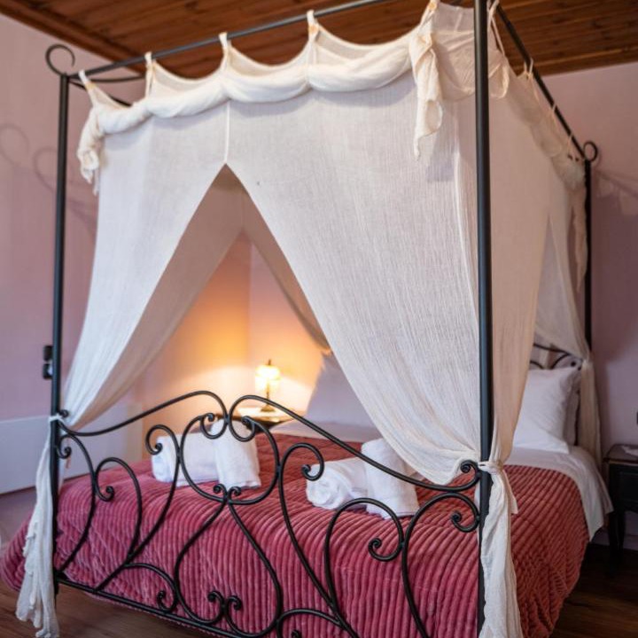 Photo of Bedroom in Karpenisi