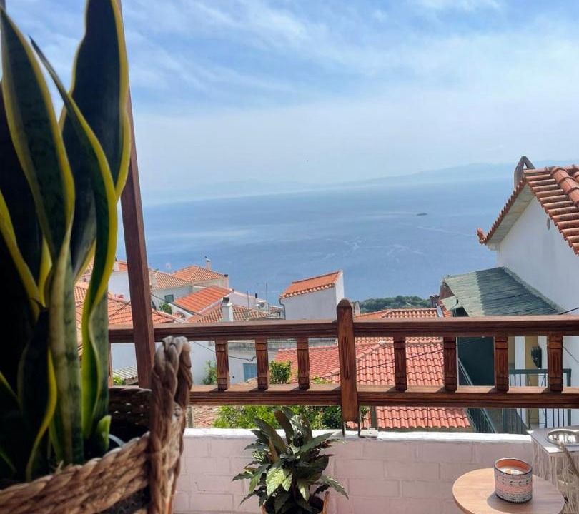 Photo of Patio Balcony in Glossa