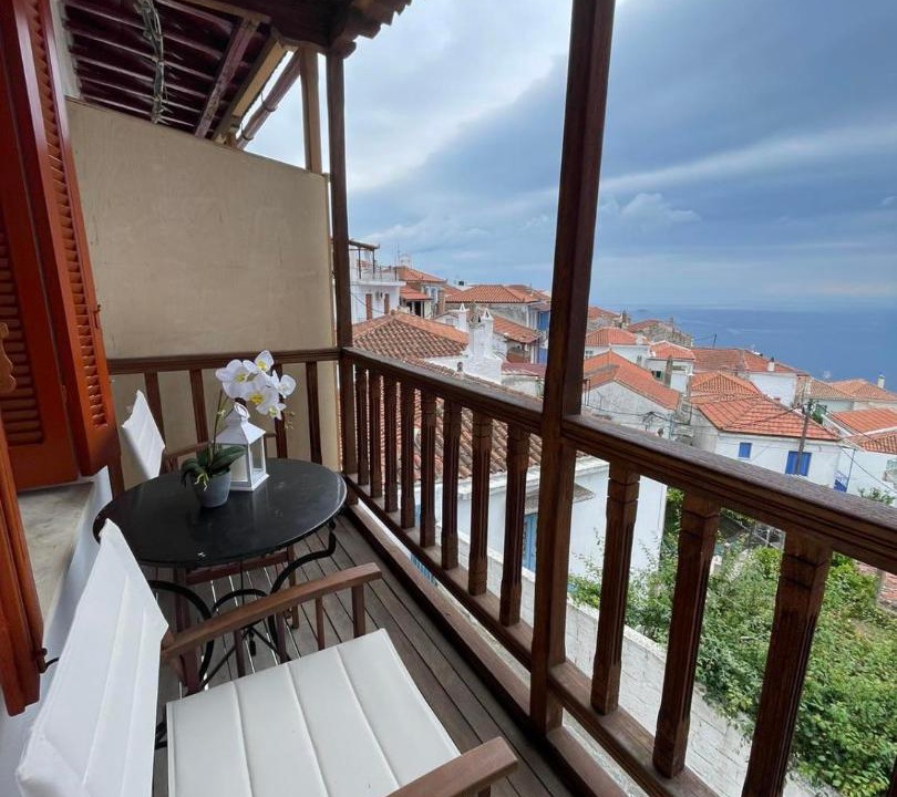 Photo of Patio Balcony in Glossa
