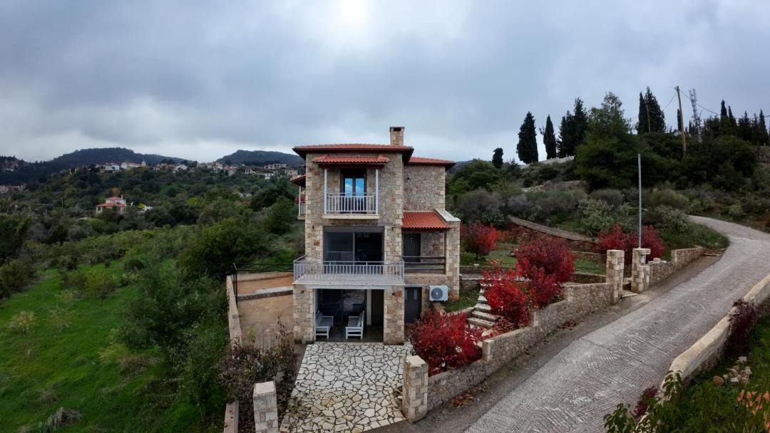 Photo of Buildings in Egira