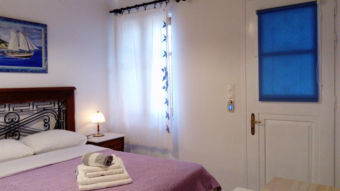 Photo of Bedroom in Armenistis