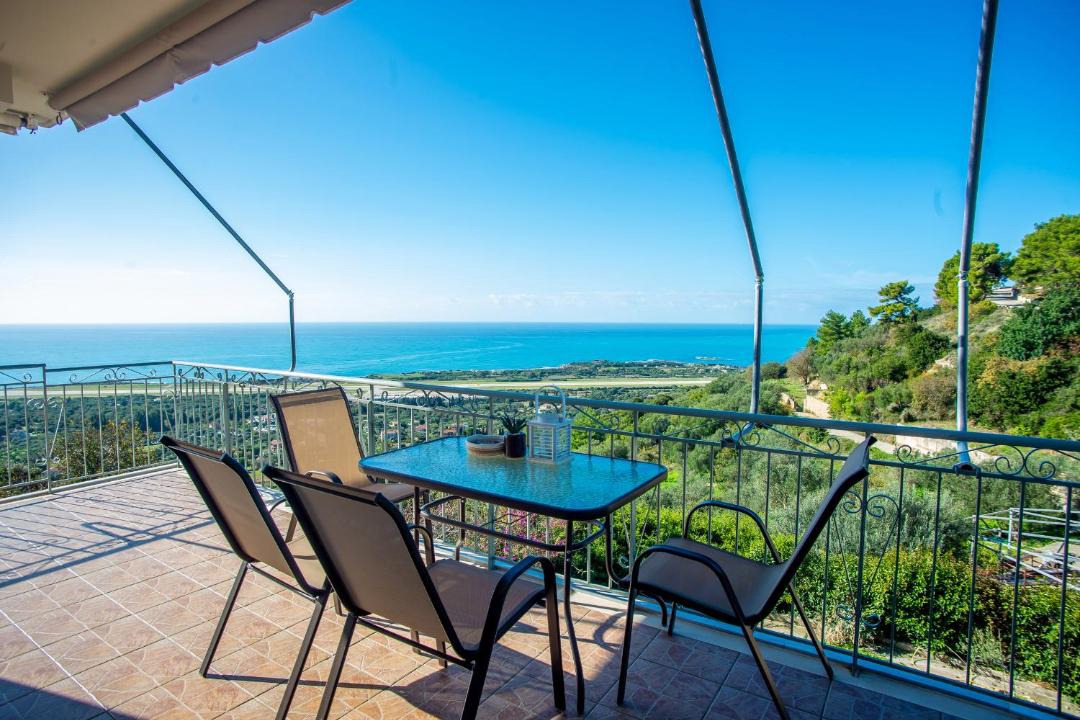 Photo of Patio Balcony in Menegata
