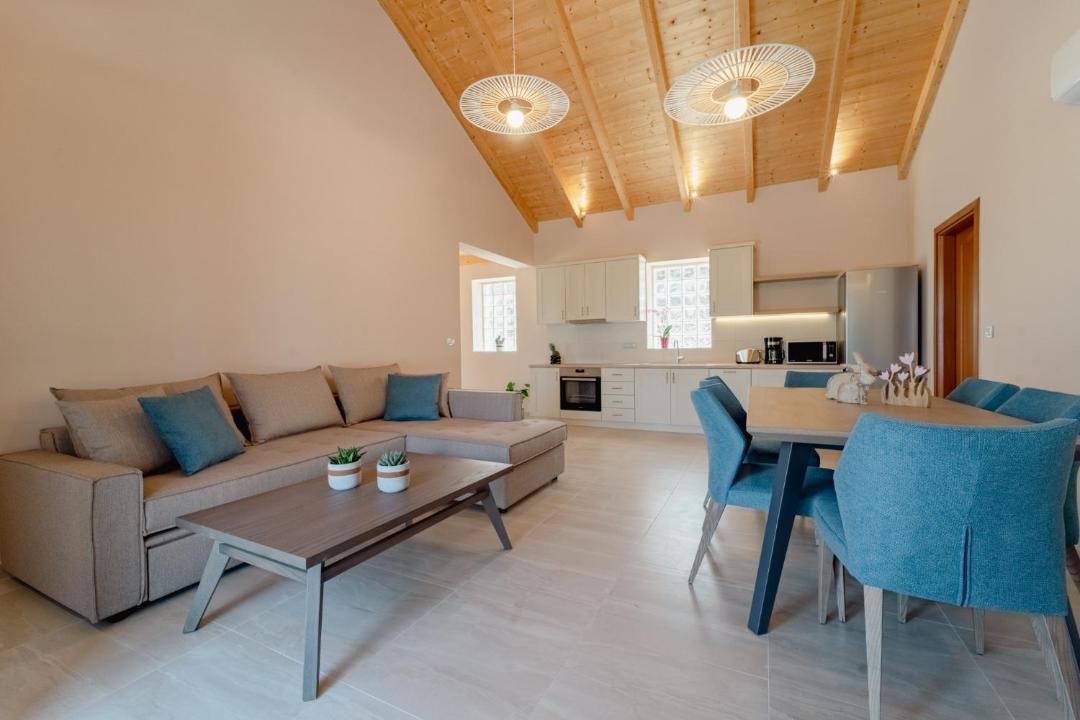 Photo of Livingroom in Tzamarelata