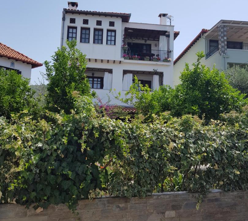 Photo of Buildings in Kalamos