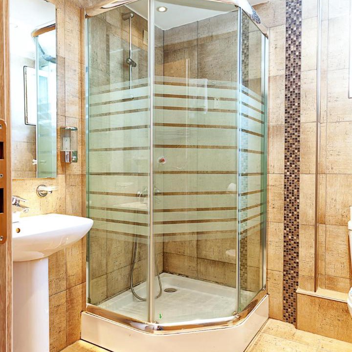 Photo of Bathroom in Kastoria