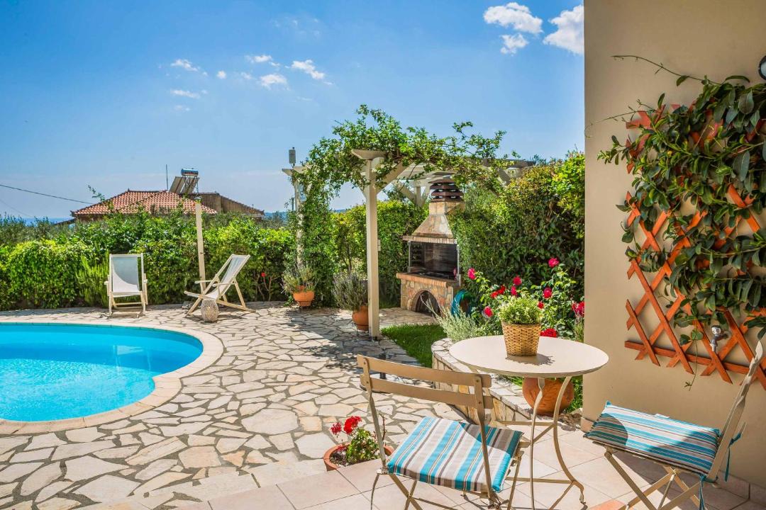 Photo of Others in Mousata