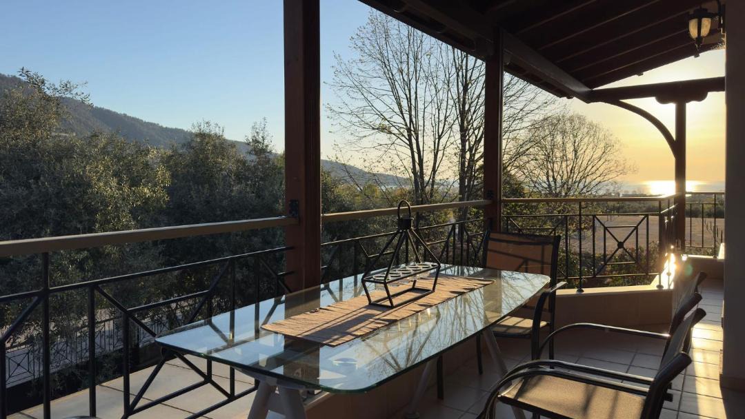 Photo of Patio Balcony in Skala Potamias
