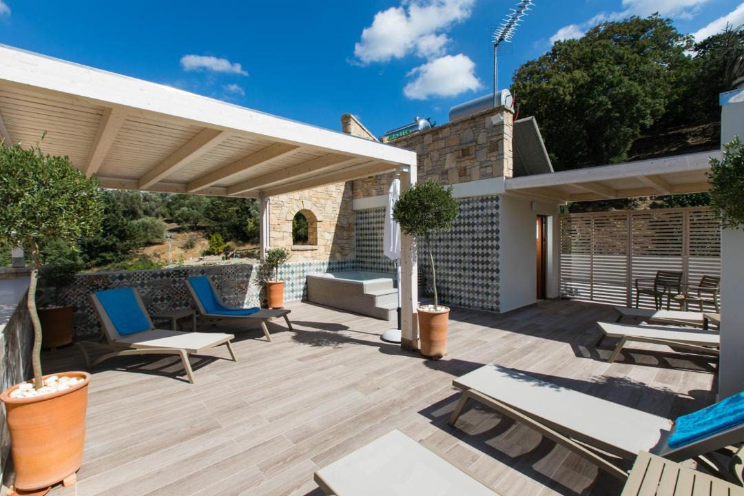 Photo of Patio Balcony in Mixorrouma