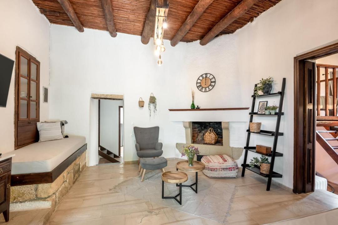 Photo of Livingroom in Megala Chorafia
