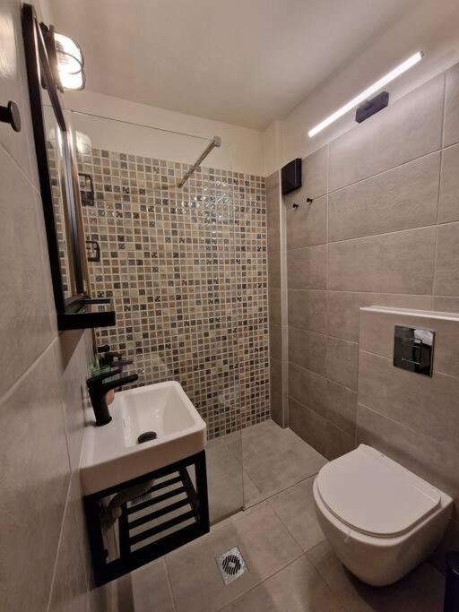 Photo of Bathroom in Makriotika