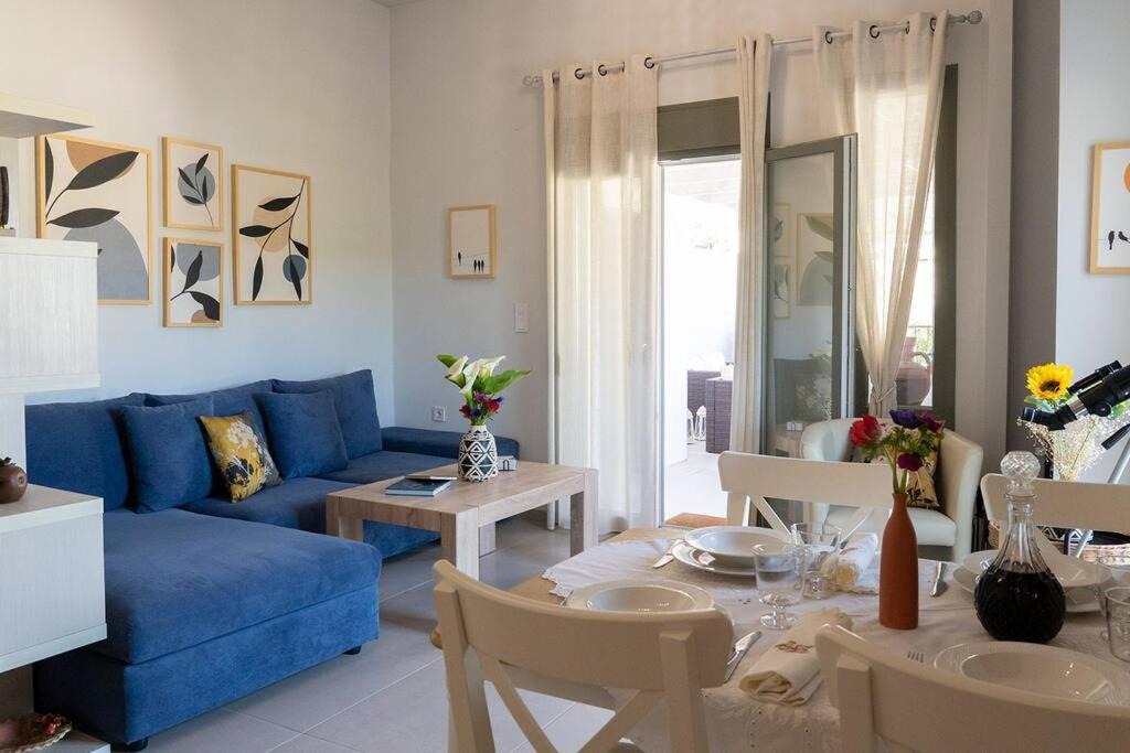 Photo of Livingroom in Zaros