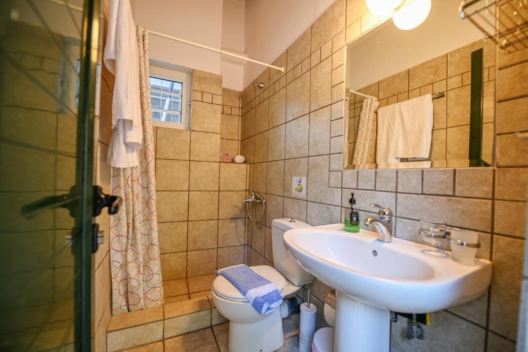 Photo of Bathroom in Kolymbari