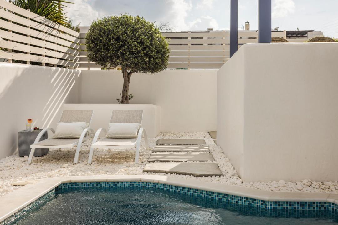 Photo of Outdoor in Aliki