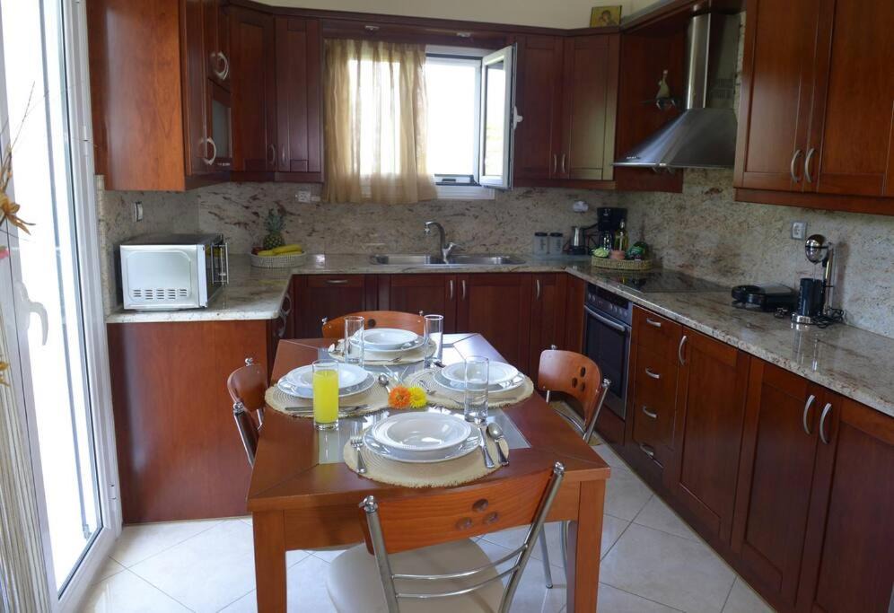 Photo of Kitchen in Nikopolis