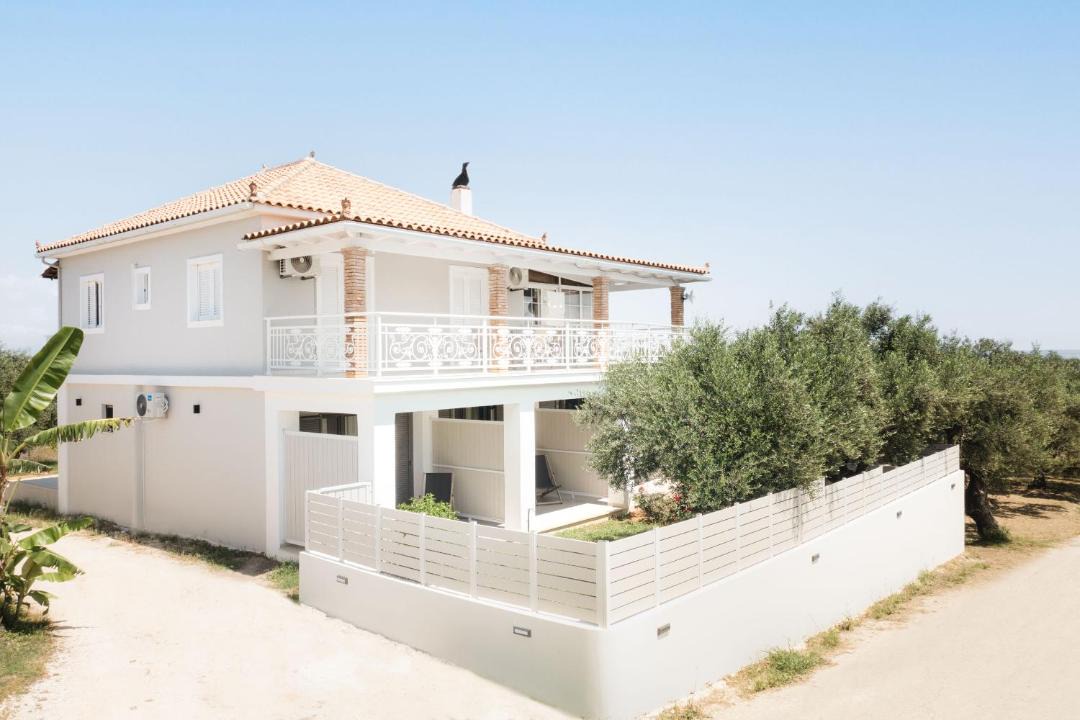 Photo of Buildings in Psarou